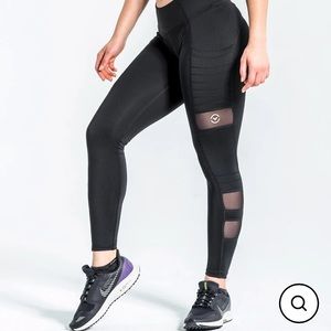 These are blue Virus tights! Women’s Large!